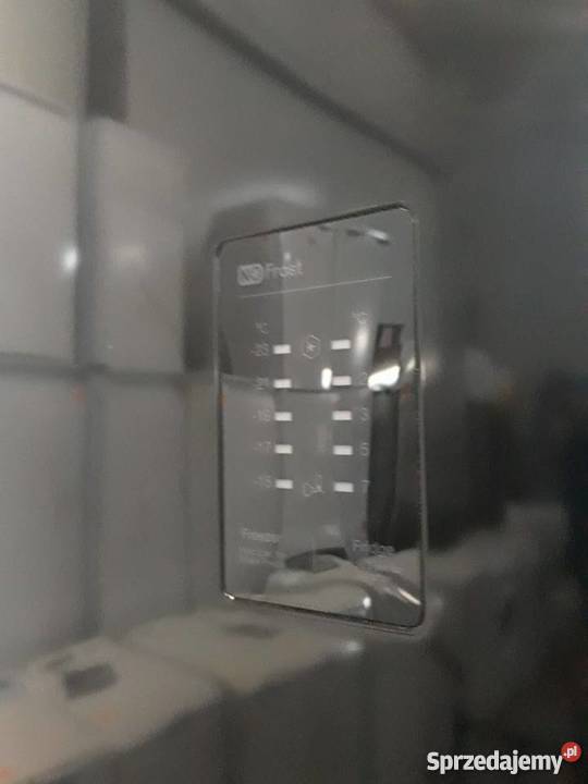 AGD Powystawowa lodówka Samsung Pełny NO FROST wolnostojące Warszawa