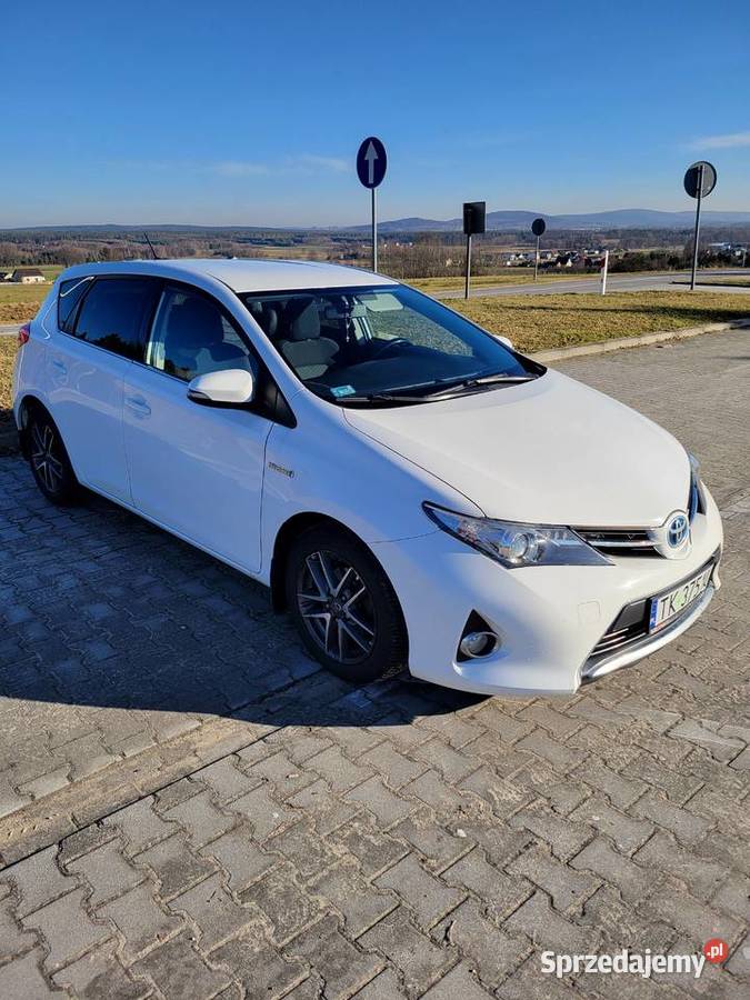 Toyota Auris Toyota Auris 18 Hybrid Style świętokrzyskie sprzedam
