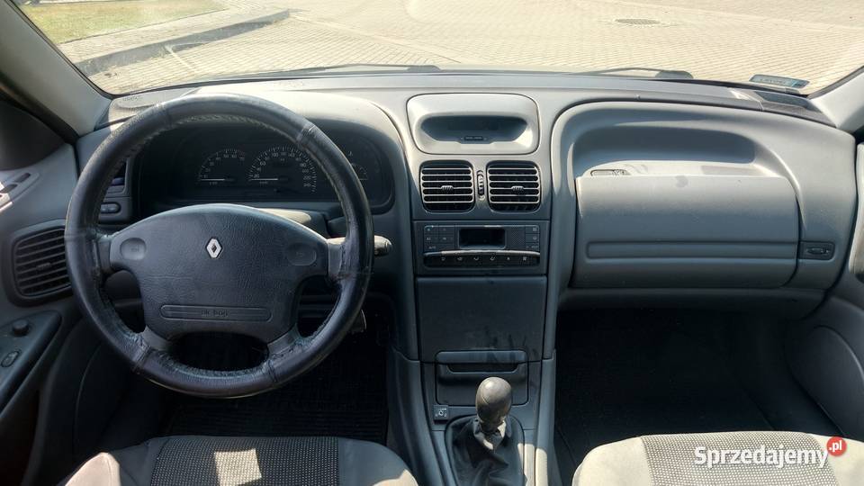 Renault Laguna 20 GAZ LPG Kombi Rok produkcji 1996 Laguna opolskie Niemodlin