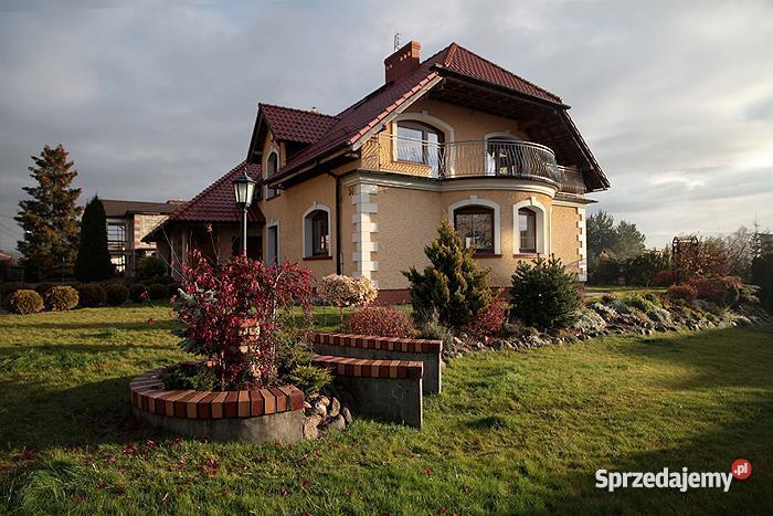 Dom Reda do 2111m2 Reda