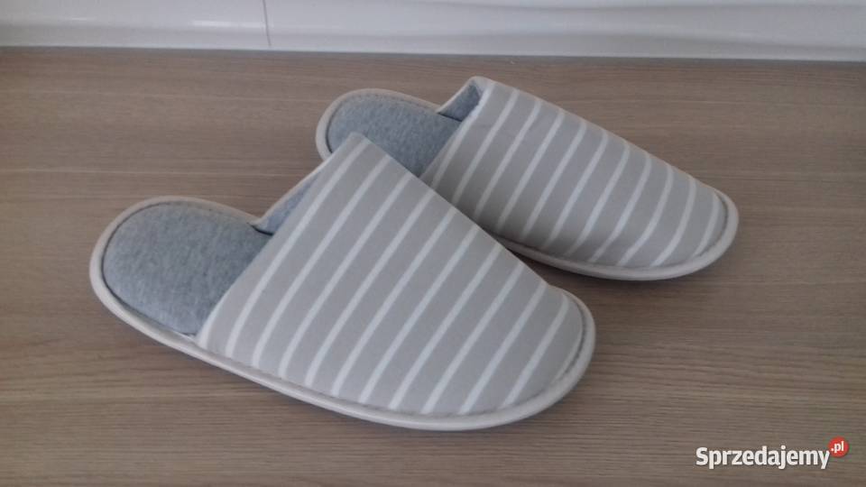 Pantofle damskie beżowe nowe do sprzedania Kraków sprzedam