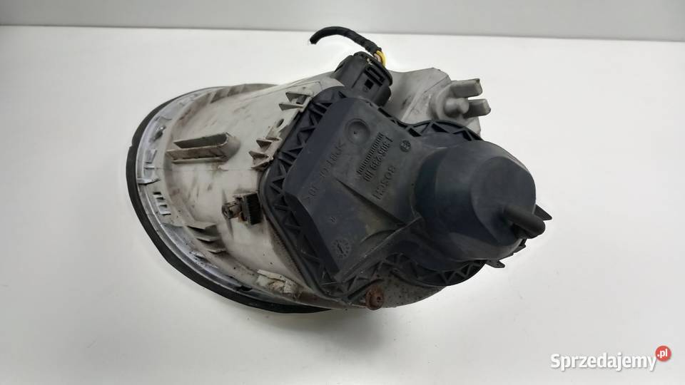 VW BEETLE LAMPA PRZÓD PRAWY EU SOCZEWKA Zbierkowo