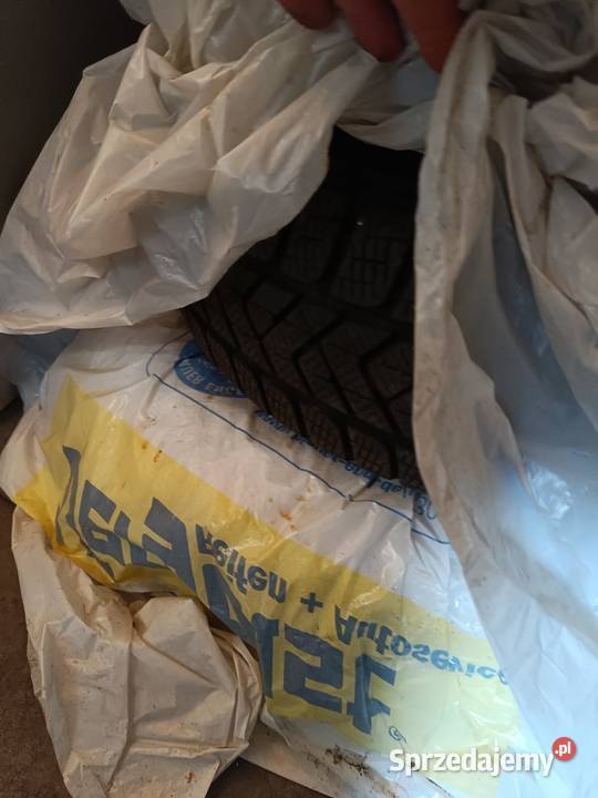 Koła RenaultNissan zimowe 5X1143 2155518 Kostrzyn nad Odrą sprzedam