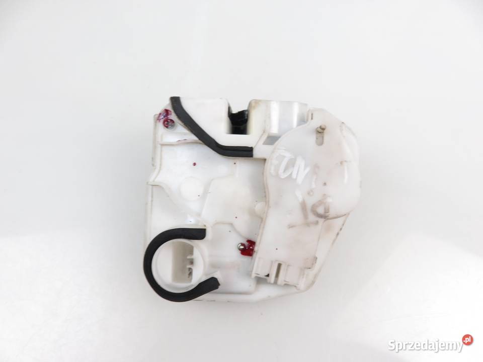 ZAMEK PRAWY TYLNY MITSUBISHI ASX