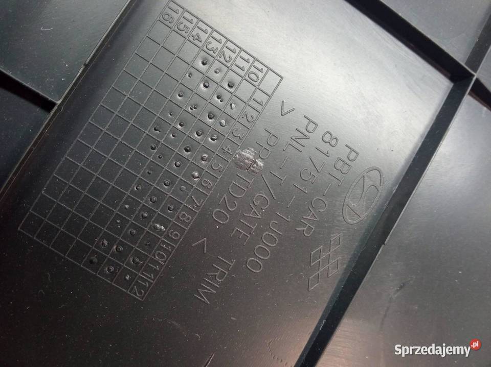 OSŁONA PASA TYŁ TAPICERKA KLAPY KPL 817511J000 świętokrzyskie