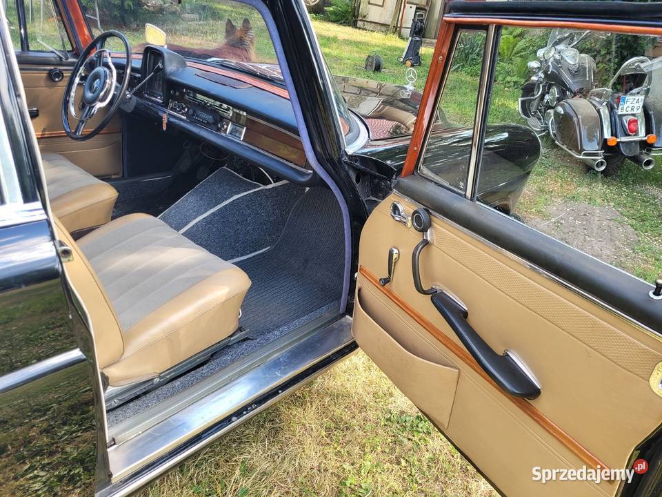 Mercedes w110 1966 r zarejestrowany na żółte Rok produkcji 1967 Lubsko