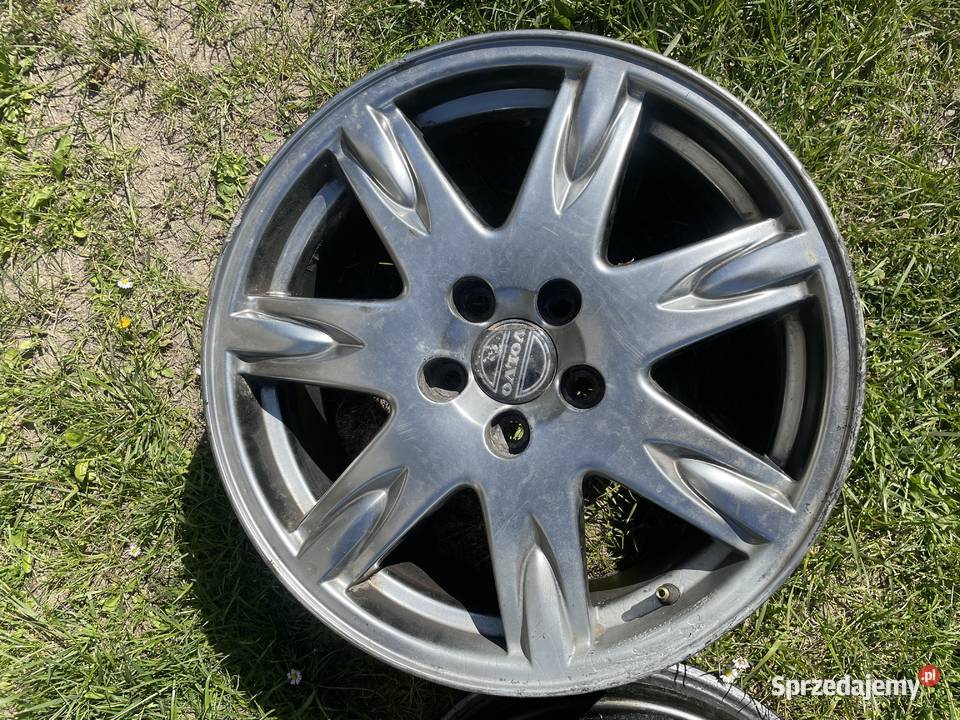 Alufelgi VOLVO 17 75J ET49 sprzedam