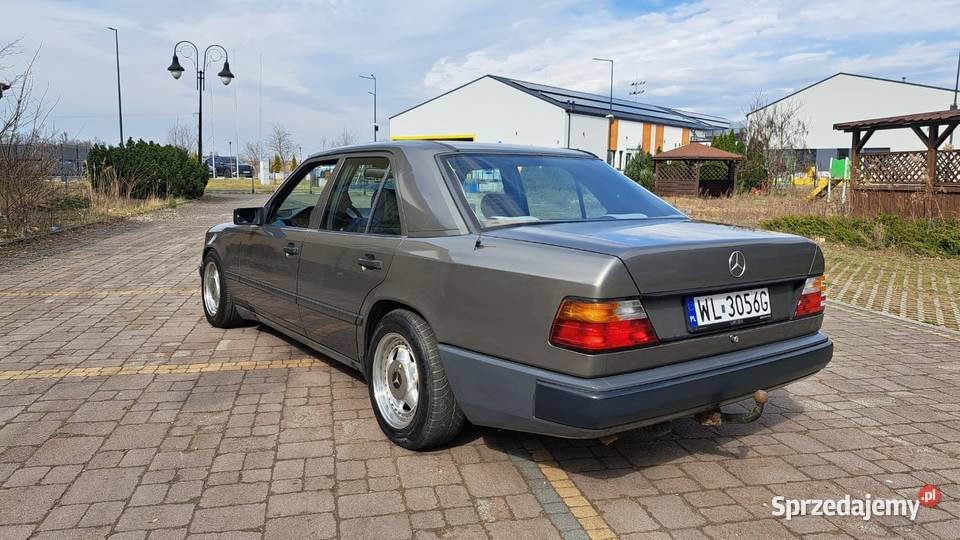 1986 Mercedes W124 sedan 30 benzyna opolskie Namysłów