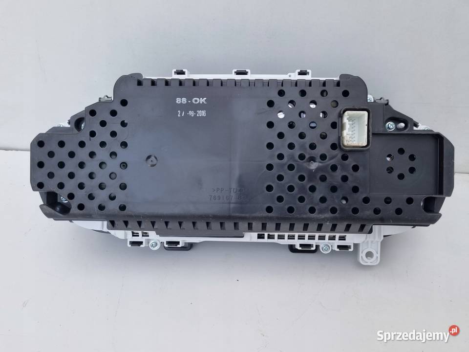 Volvo V40 II 20D Diesel LICZNIK ZEGARY TFT osobowe sprzedam