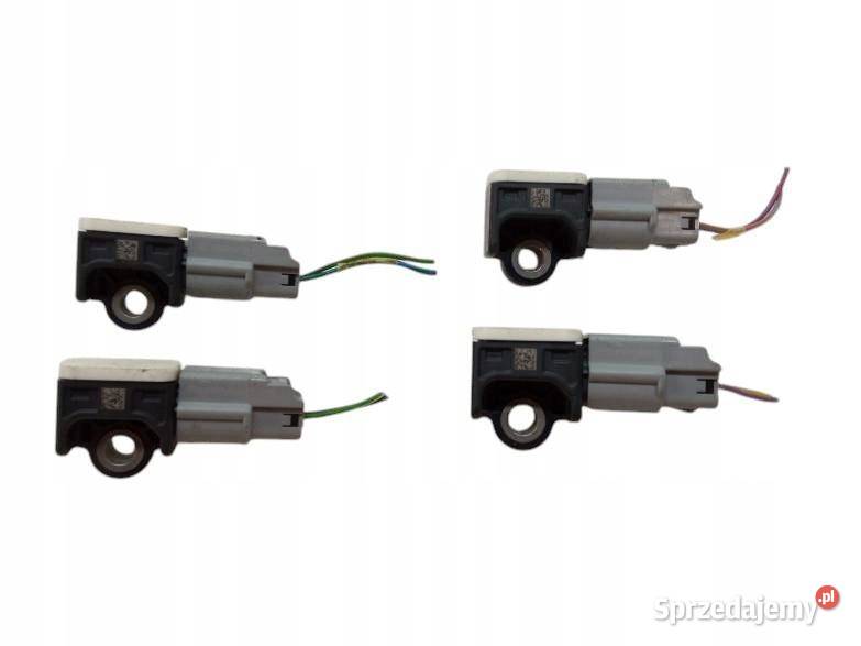 CZUJNIK SENSOR UDERZENIOWY KPL 4 31334336 Volvo sprzedam