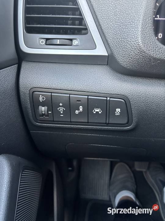 Hyundai Tucson 2015 17 CRDI 201000 gniazdo SD sprzedam