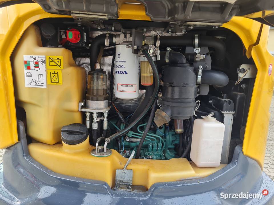 Minikoparka VOLVO EC27D 2018 Rok produkcji 2018 małopolskie