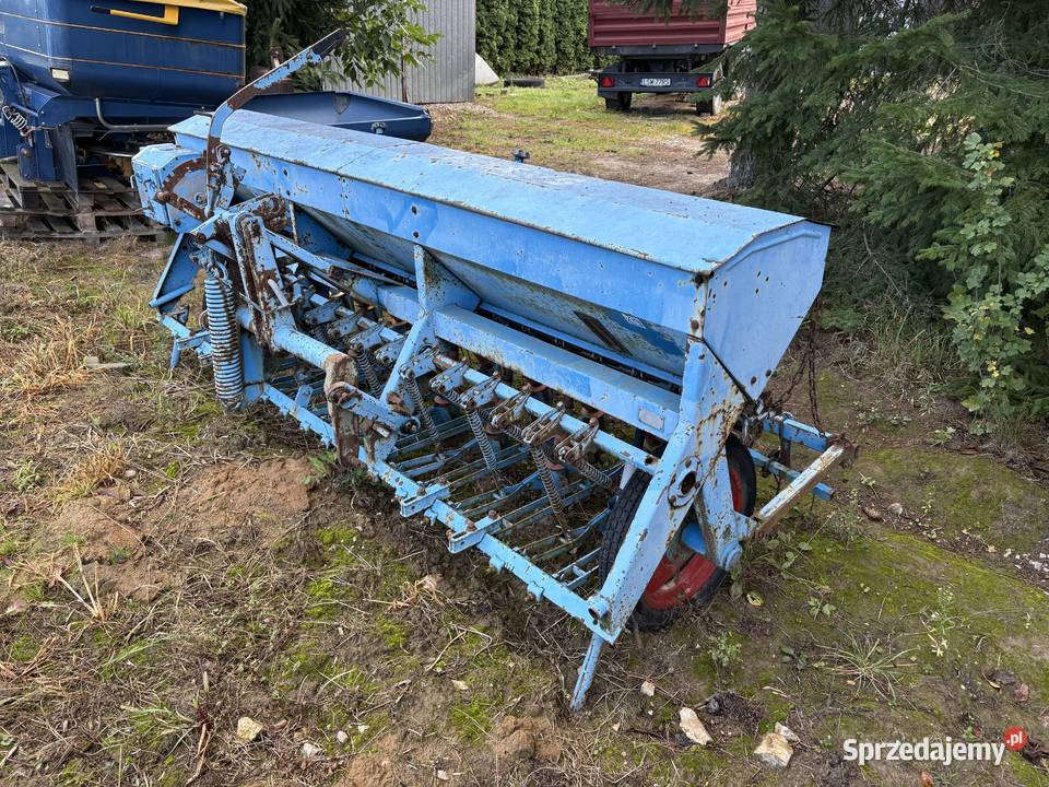 Siewnik Saxonia 3m sprowadzony z Niemiec tani Siewniki i sadzarki Piaski