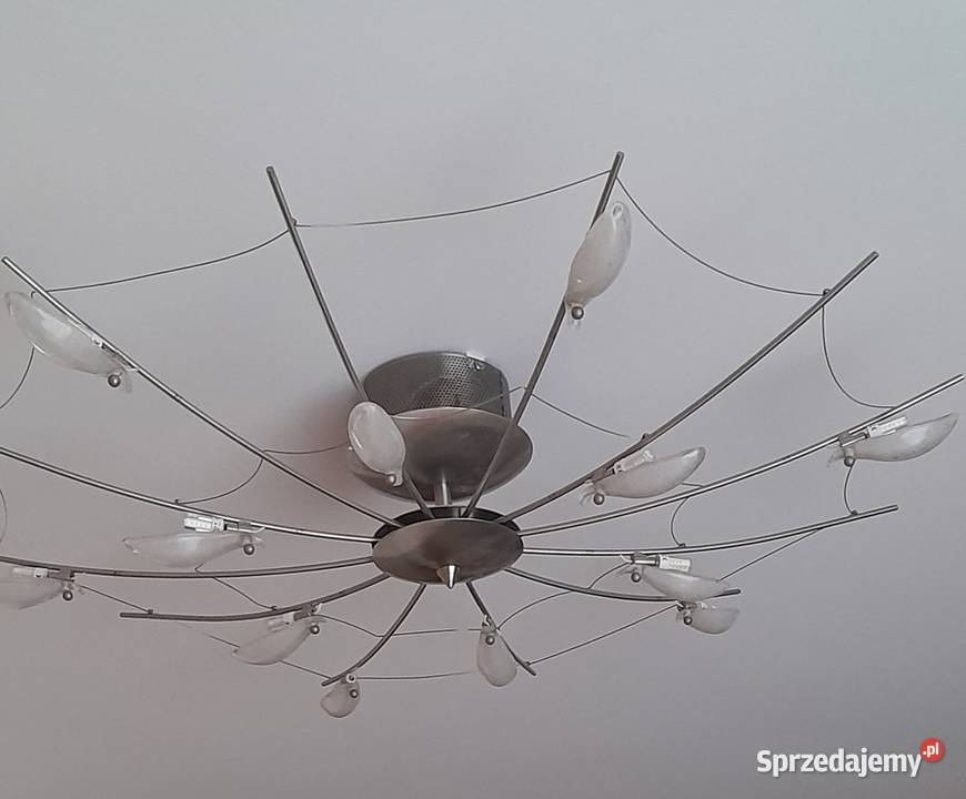Sprzedam żyrandol w komplecie z 2 lampkami sprzedam