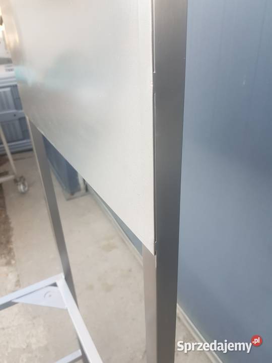 Stojak nierdzewny na Terminal Wagowy