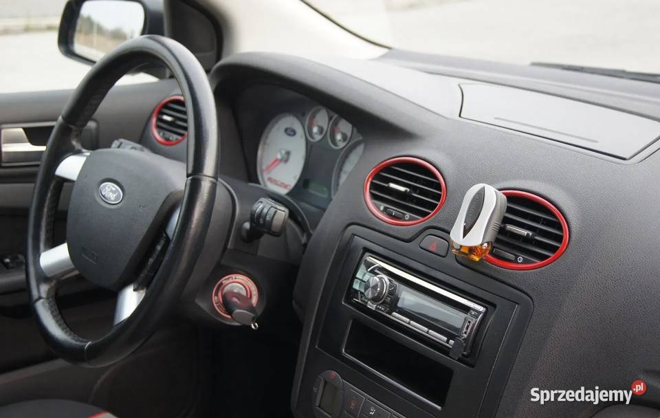 Ford Focus MK2 GHIA Hatchback Kielce sprzedam