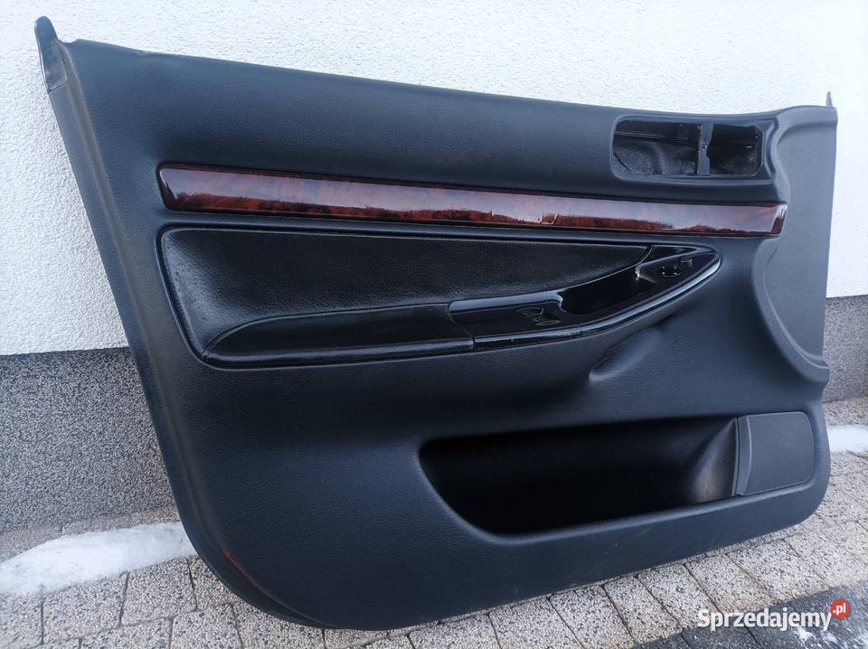 Boczek drzwi lewy przód kierowcy drewno skóra Radom