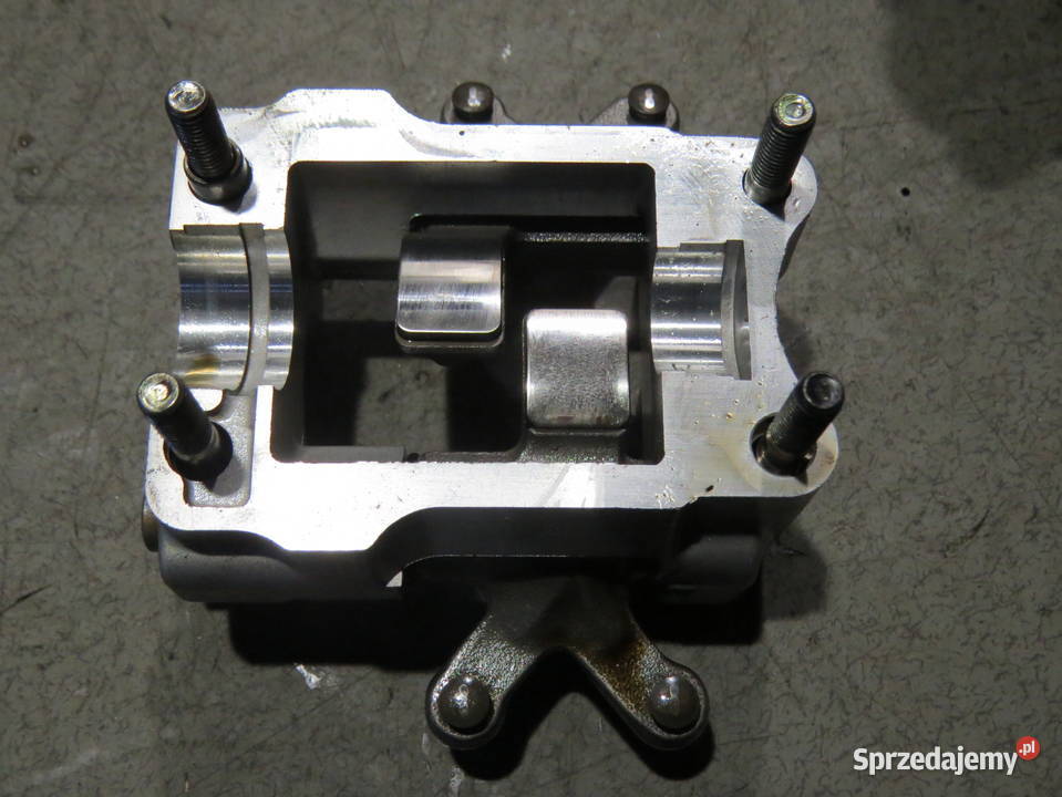 SUZUKI BURGMAN 200 125 16 GŁOWICA ZAWORY WAŁKI Gdańsk