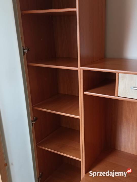 Meblościanka 230 z szybą mleczną 3 elementy wielkopolskie Gostyń