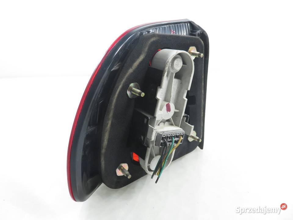 LAMPA PRAWA TYLNA VOLVO V40 I Kombi osobowe małopolskie