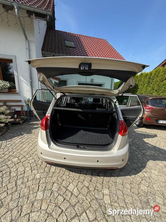 KIA Venga 16 benzyna 125 2011r przestronny Gorzów Wielkopolski