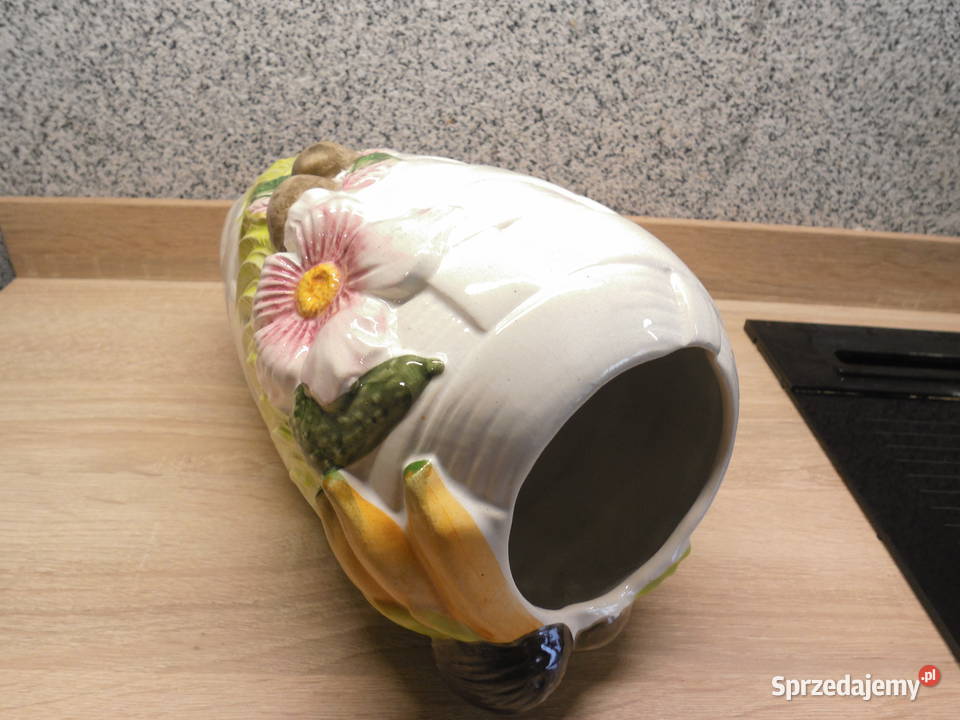 Wazon ceramiczny wypukłe zdobienia Raszków