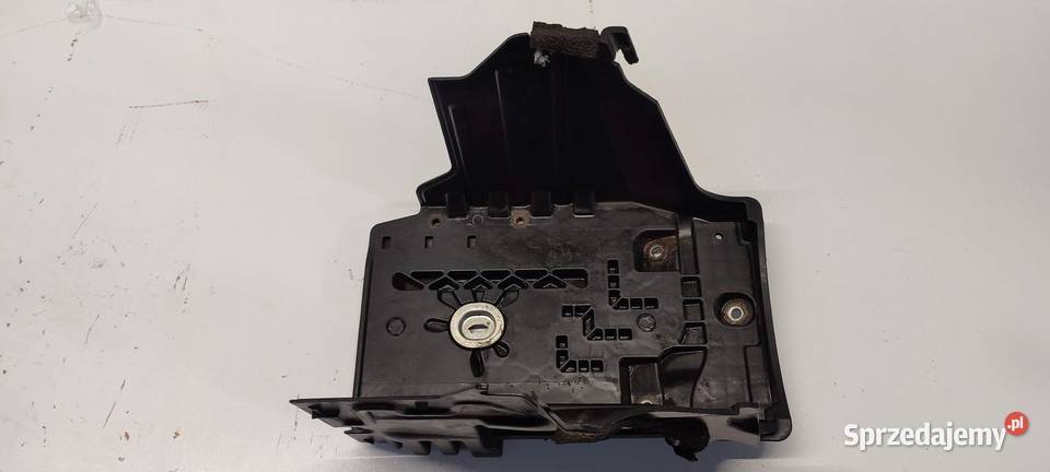 VOLVO V60 PODSTAWA AKUMULATORA 31299569 osobowe