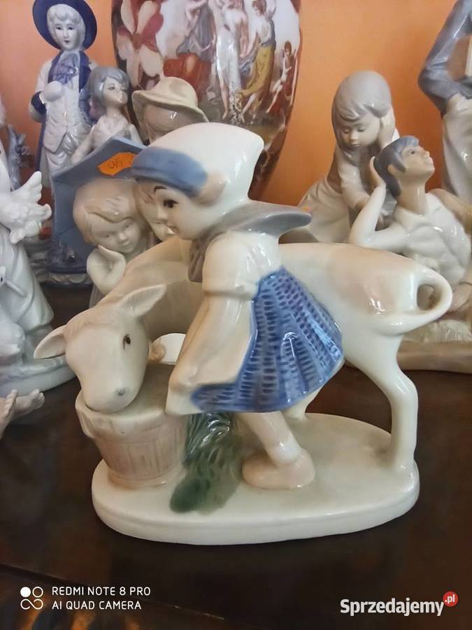 Figurka dziewczynki z krówką Porcelana i szkło Gdańsk