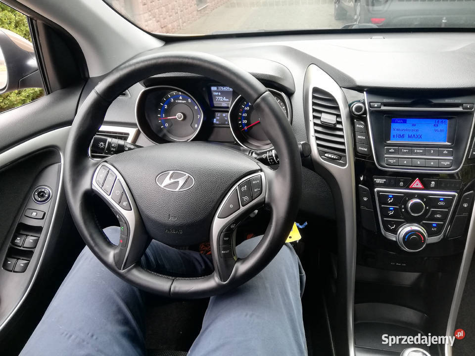 Hyundai i30 II 16benzyna zadbany hatchback tempomat Sompolno
