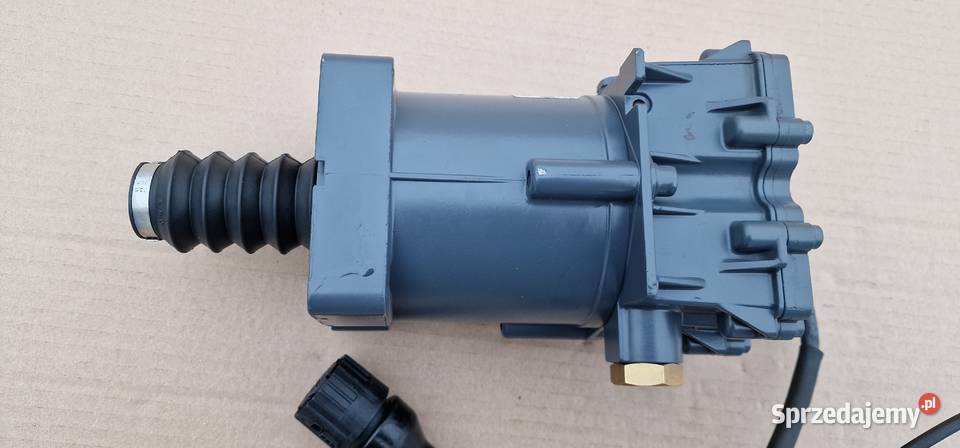 IVECO SIŁOWNIK SPRZĘGŁA KNORRBREMSE 0483005008 ciężarowe Bieleń