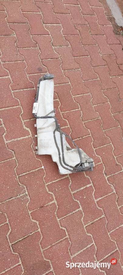 Zbiorniczek płynu spryskiwaczy Ford Focus Mk 2