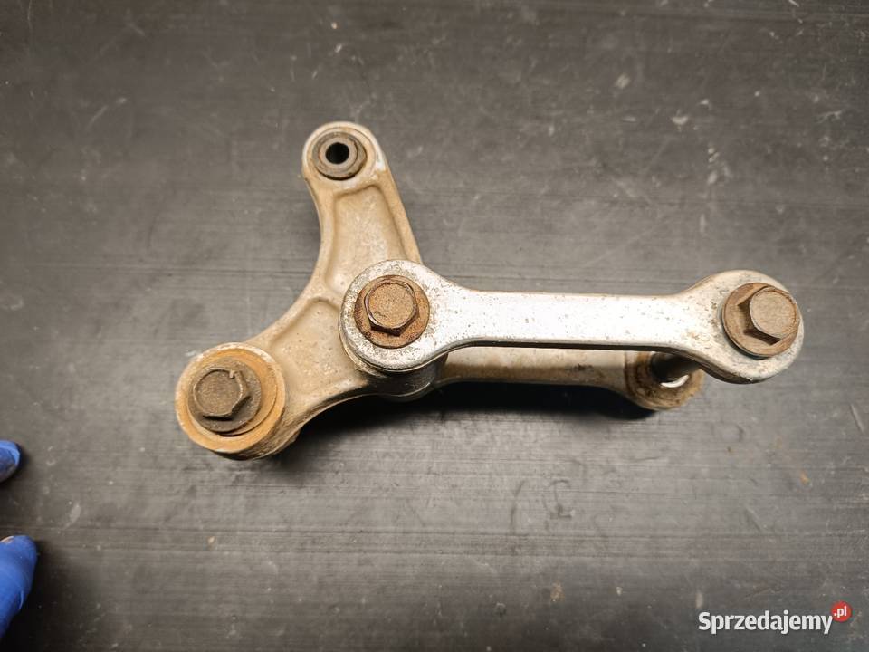 Kiwak kołyska łącznik wahacza kości części Gołaczewy sprzedam