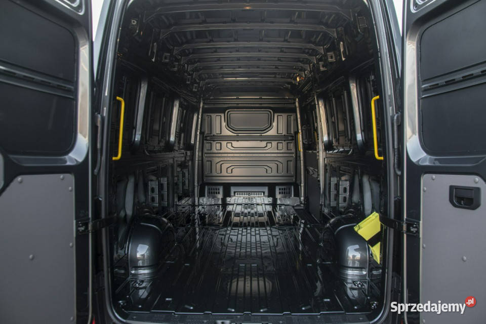 Volkswagen Crafter FL Furgon L4 20 TDI 177 Volkswagen Łódź