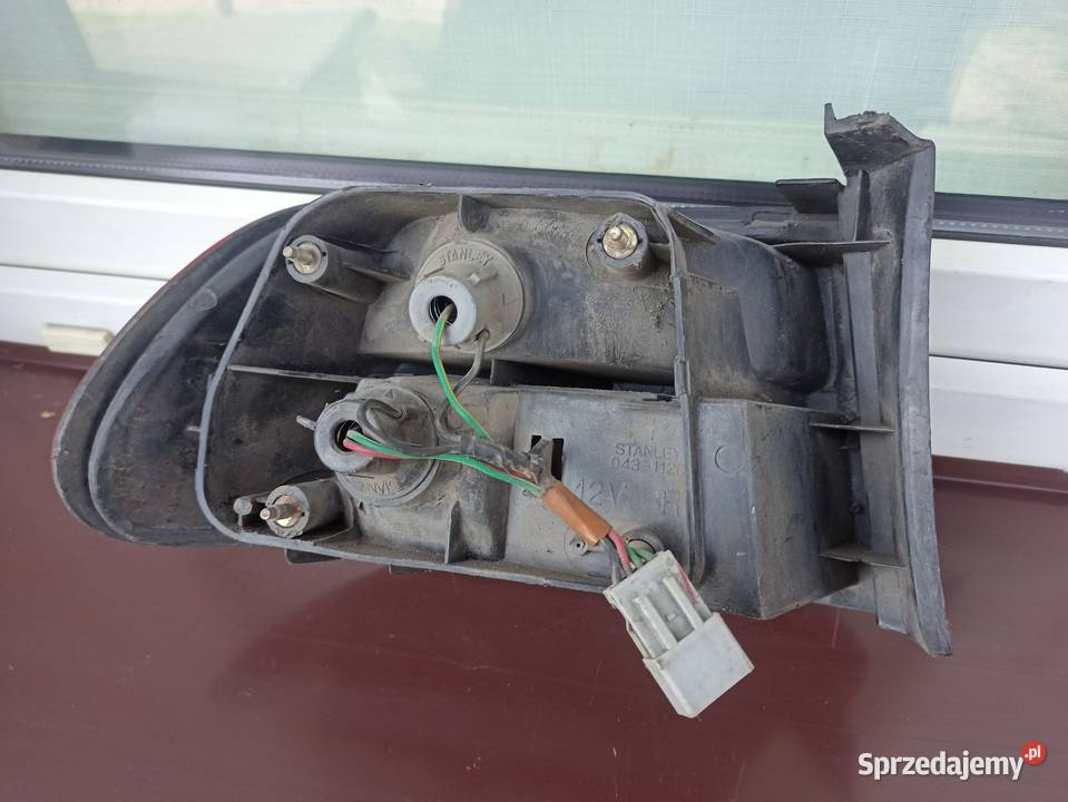 Honda Civic V 5gen hatchback lampa tył tylna osobowe Sieradz