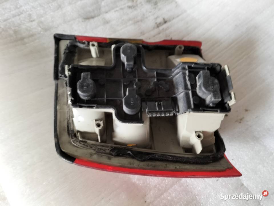 OPEL VECTRA A lampa prawa tylna tył prawy lubelskie Kamień-Kolonia