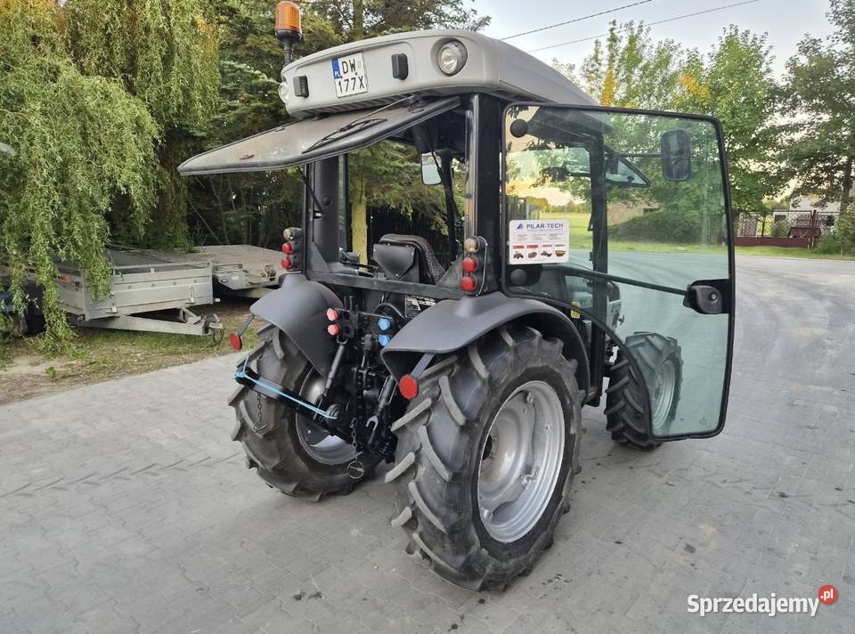 Ciągnik rolniczy ogrodniczy Lamborghini R135 4x4 sprzedam