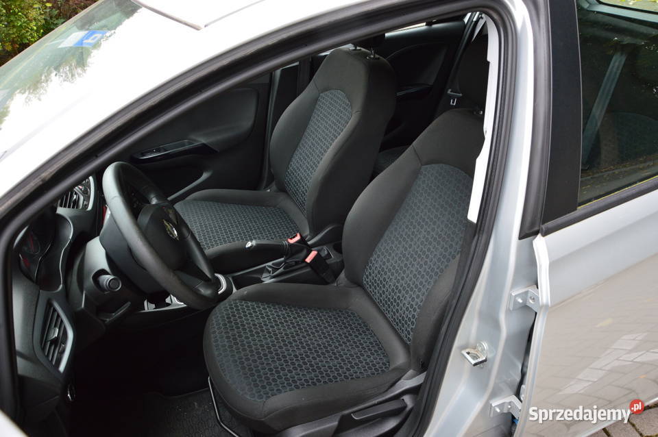 Opel Corsa 14 benzynaSalon PolskaPierwszy czujnik parkowania Częstochowa