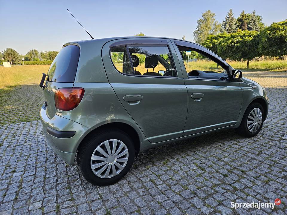 Toyota yaris 10 polski salon sprzedam