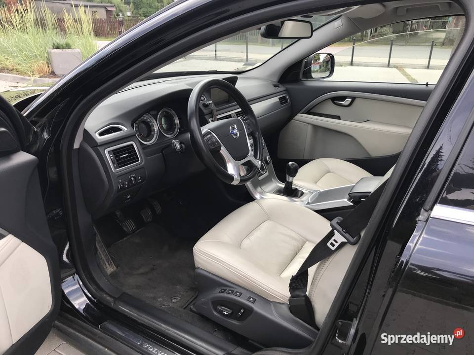 Volvo XC 70 Summum szyberdach skóra Rok produkcji 2011 Wrocław
