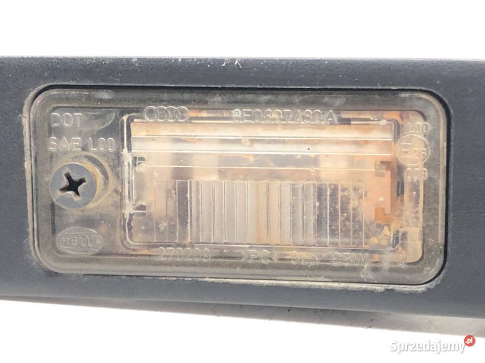 KLAMKA TYLNEJ KLAPY AUDI A6 C6 8P4827574 Kombi osobowe podkarpackie