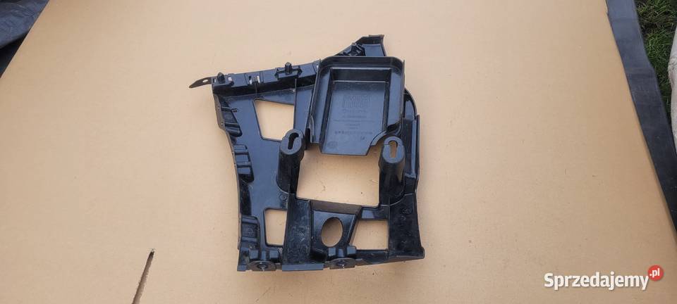 BMW 1 F20 F21 LIFT ŚLIZG ZDERZAK PRAWY TYŁ Karoseria Ruda Śląska