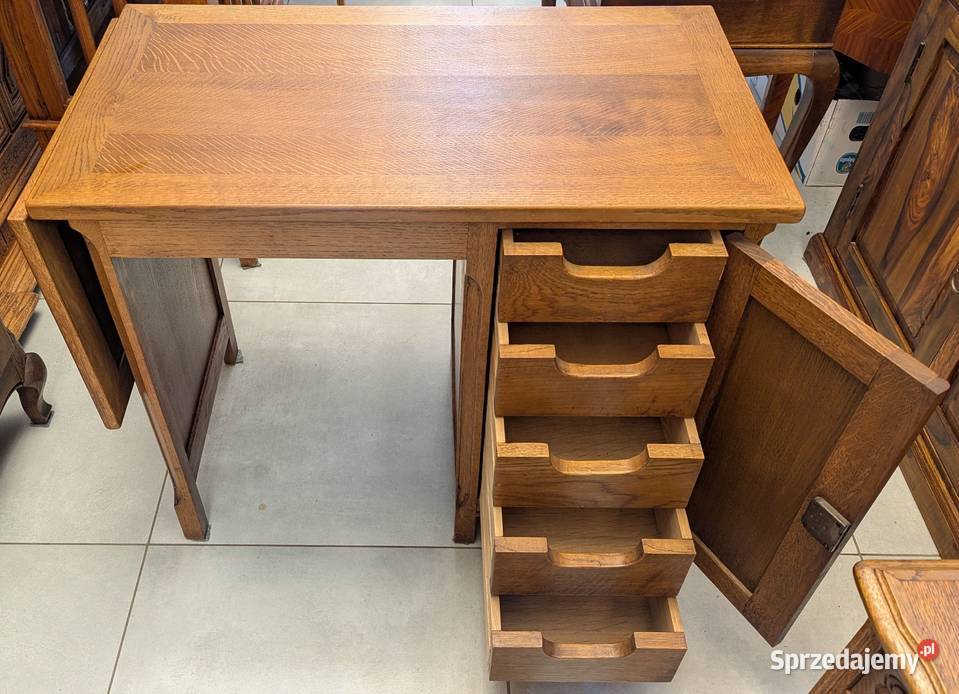 Piękne dębowe nieduże biurko z rozkładanym Biurka Dąbrowa Górnicza