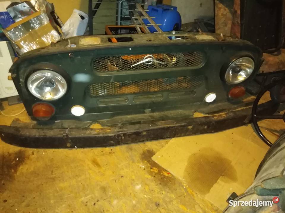 Uaz 469 B pas przedni kompletny ze zderzakiem osobowe wielkopolskie Sierosław sprzedam