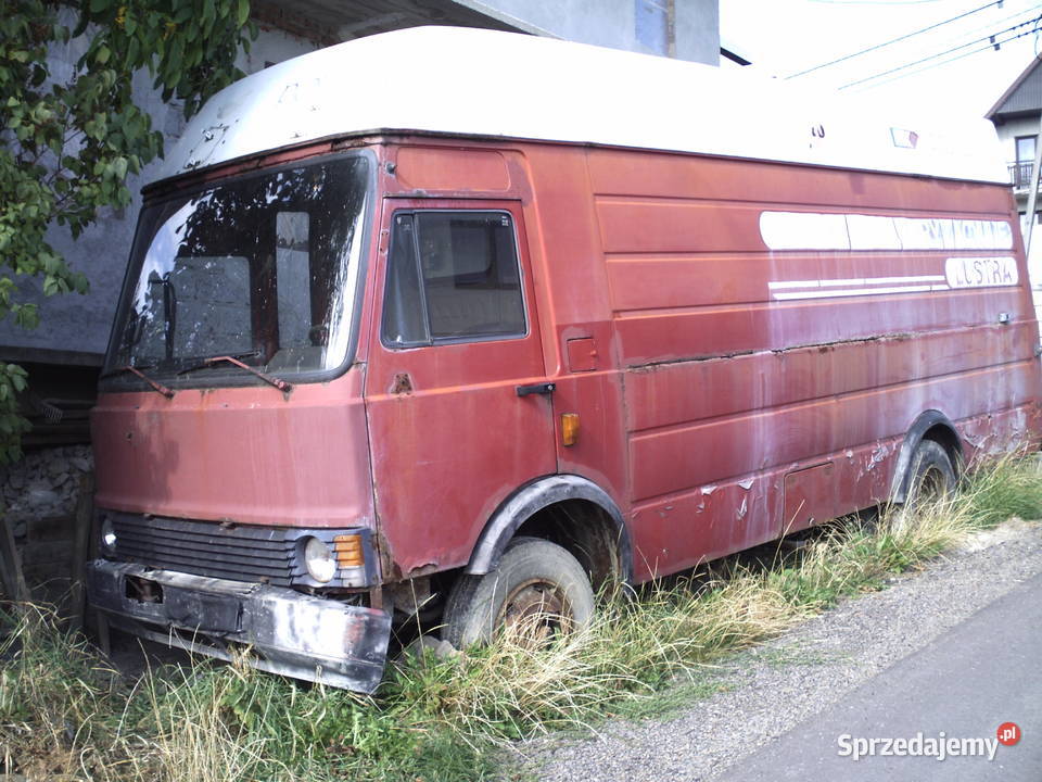 nadbudowka z tworzywa z iveco zeta Furgony Limanowa