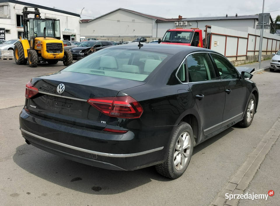 Volkswagen Passat 18 TSI BMT Comfortline B8 153705km Piekoszów