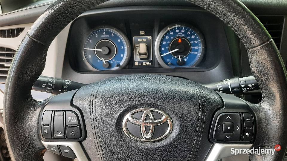 Toyota SIENNA 35300 7osób 92tkm Skóra Navi klimatyzacja Jaśkowice sprzedam