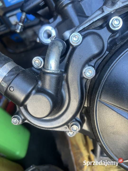 Pokrywa dekiel pompy wody Honda CB750 Hornet Ostrów Wielkopolski