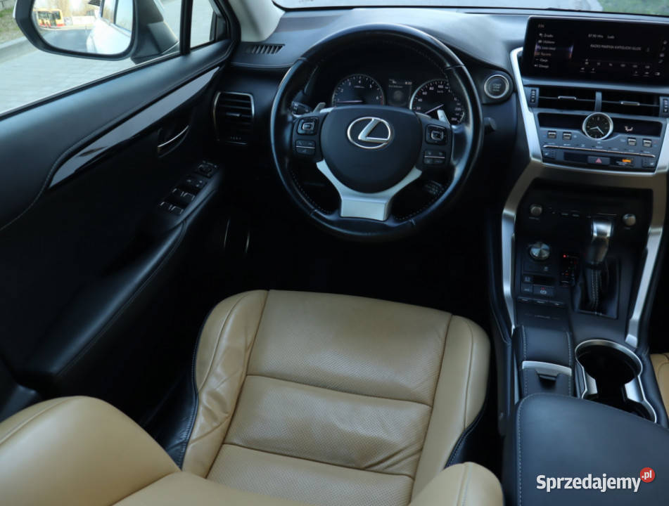 Lexus NX 300t biały NX sprzedam