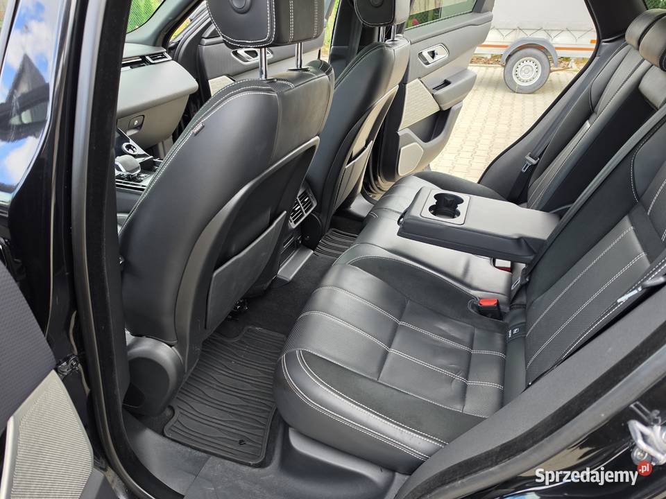 Range Rover Velar 2021 20 250 AWD RDynamic Black Motoryzacja