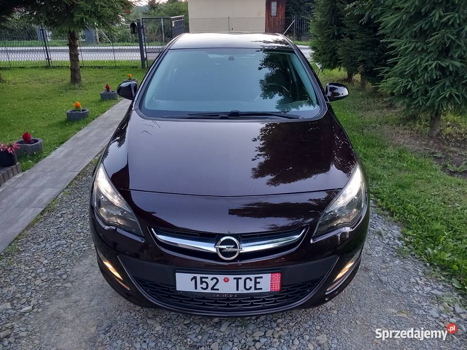 Opel Astra 14 turbo Jordanów